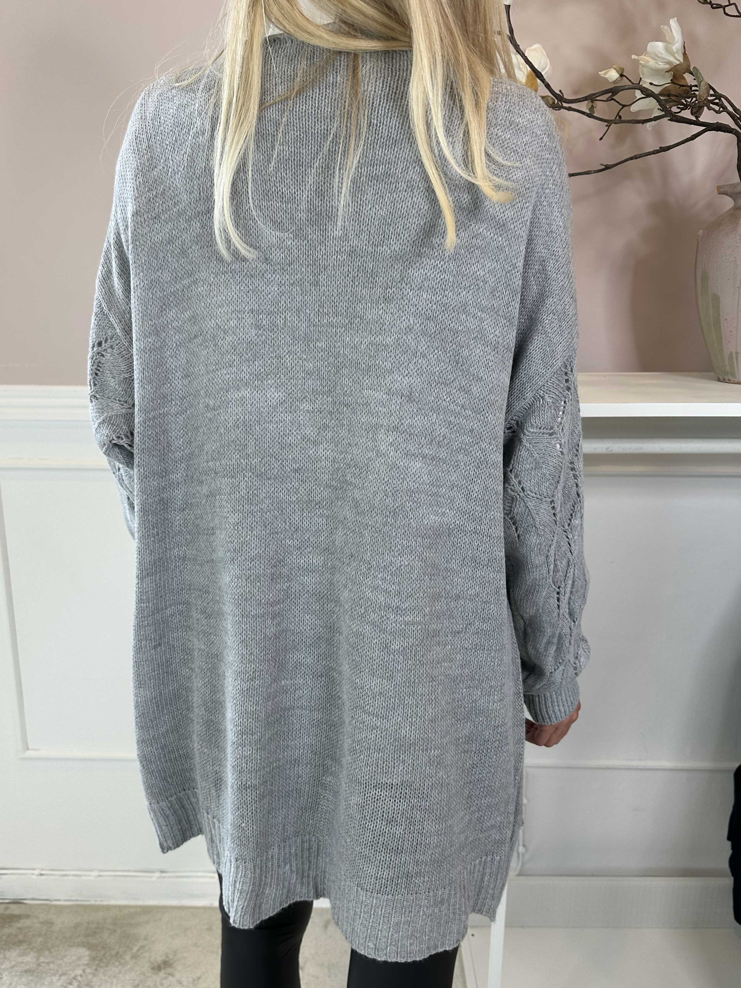 Capri - Strikcardigan med lommer